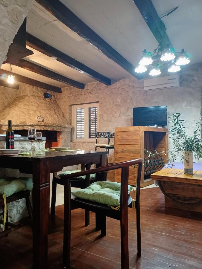 Dalmatia Rustica Comfortable One Bedroom+Fireplace Задар Екстериор снимка